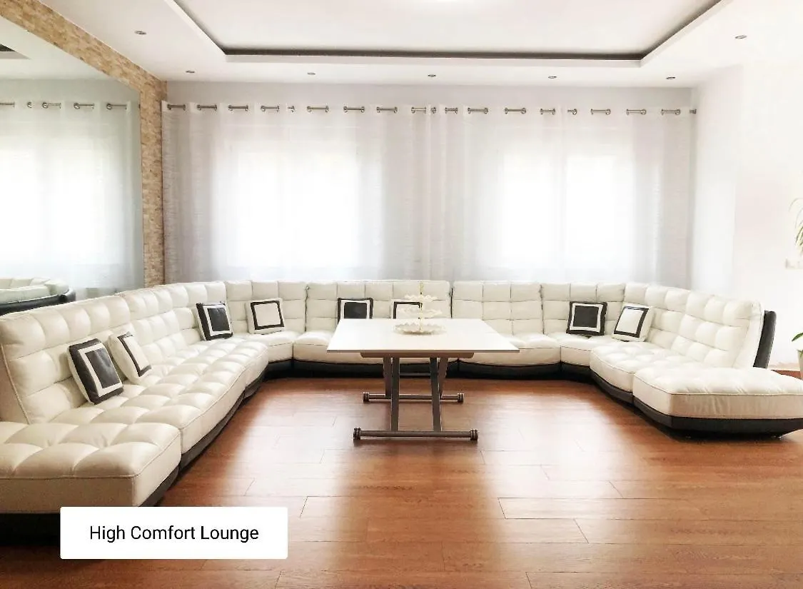 וילה יורט דה מאר Luxury Villa, Private Beach N Pool ספרד